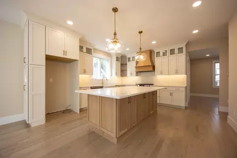 45 Thomas Mann Cir #27, Norfolk, MA 02056