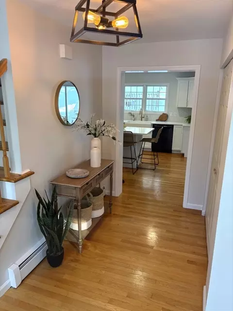 Entry Way - 159 Pine St, Manchester, MA 01944 photo 1 of 1