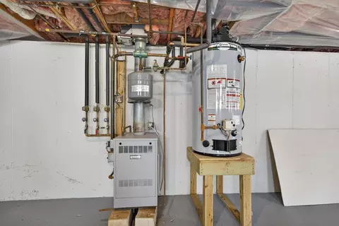 Other - 159 Pine St, Manchester, MA 01944 photo 8 of 9