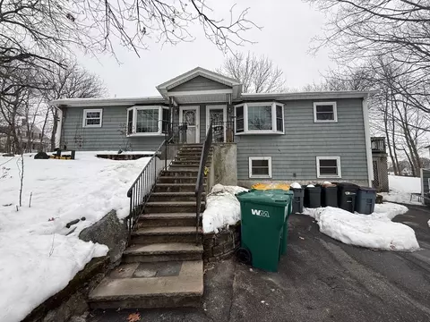 39 Jefferson Ave, Woburn, MA 01801