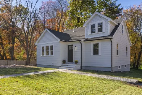 58 Chandler Rd, Andover, MA 01810