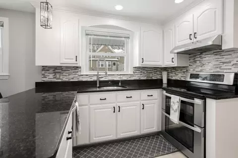 51 Spring St, Stoneham, MA 02180 photo 10