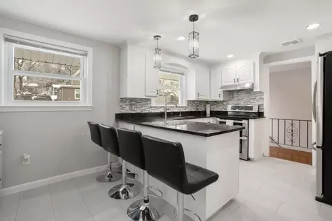 51 Spring St, Stoneham, MA 02180 photo 8