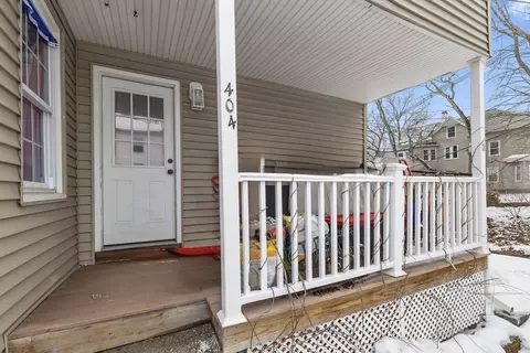 404 High St, Webster, MA 01570 photo 5