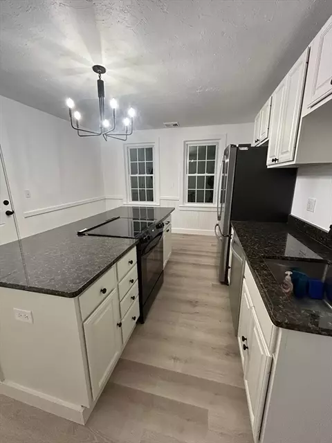 404 High St, Webster, MA 01570 photo 8
