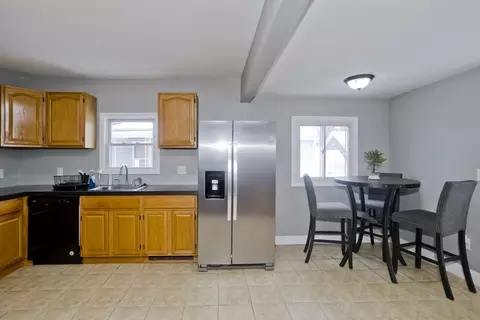 28 Porter St, Springfield, MA 01104 photo 14