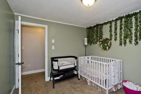 28 Porter St, Springfield, MA 01104 photo 27