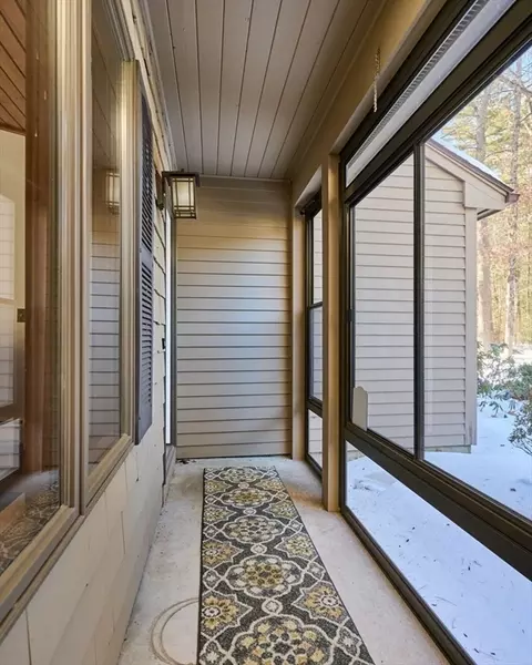 1 Ashley Cir, Easthampton, MA 01027 photo 17