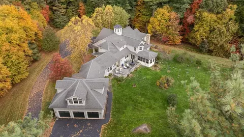 45 Wendy Ln, Holliston, MA 01746