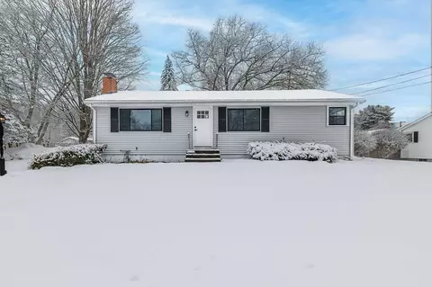 28 Ruth Dr, Marlborough, MA 01752