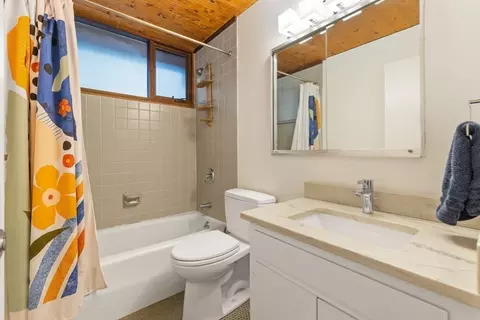 134 Rangeley Rd, Chestnut Hill, MA 02467 photo 20