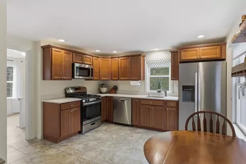 43 Hobart St #B, Danvers, MA 01923 photo 18