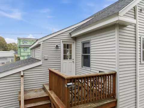 43 Hobart St #B, Danvers, MA 01923 photo 3