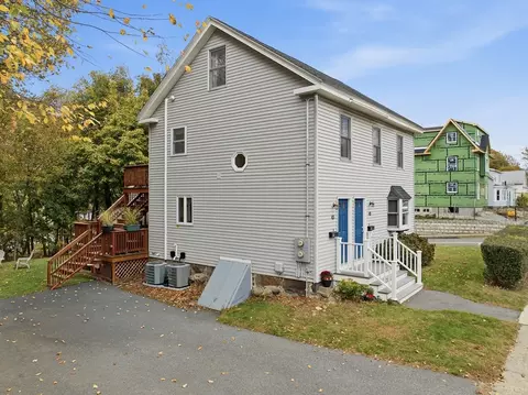 43 Hobart St #B, Danvers, MA 01923 photo 2