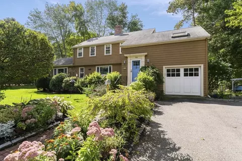 73 Hartman Rd, Newton, MA 02459