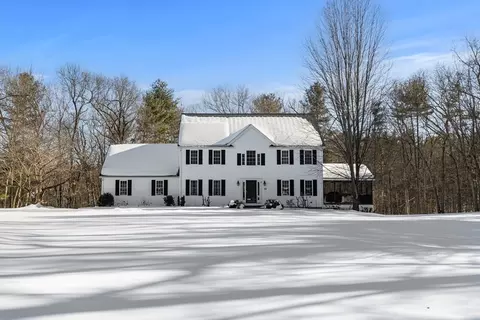 31 Sawtell Dr, Groton, MA 01450