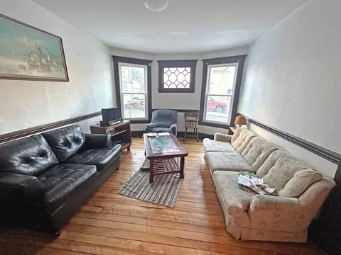 18 Crystal St, Worcester, MA 01603 photo 8