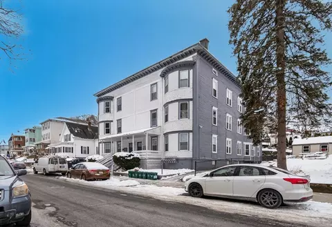 18 Crystal St, Worcester, MA 01603 photo 17