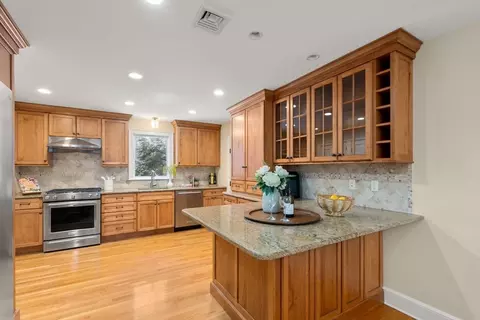 58 Morton St, Needham, MA 02494 photo 10