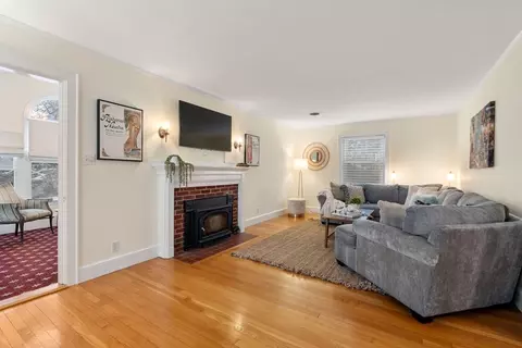 58 Morton St, Needham, MA 02494 photo 3