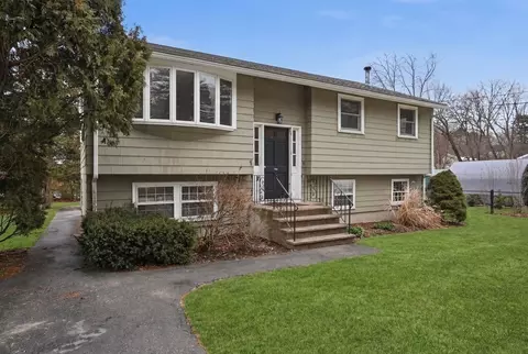 1 Joanne Rd, Burlington, MA 01803