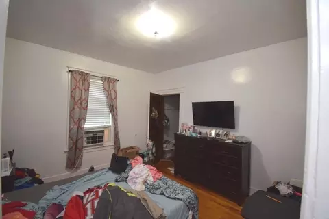 Bedroom - 6 Pelham St, Worcester, MA 01609 photo 1 of 2