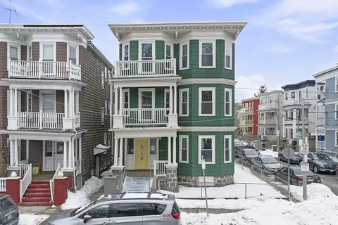 49 Hancock St, Boston, MA 02125
