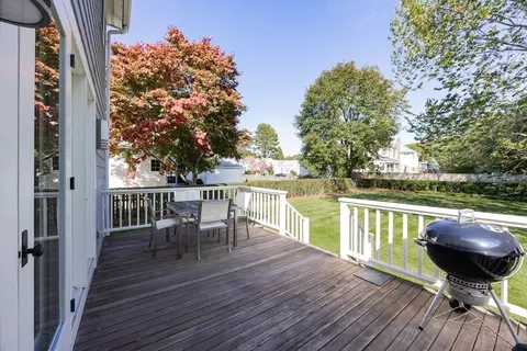 510 Webster St, Needham, MA 02492 photo 24