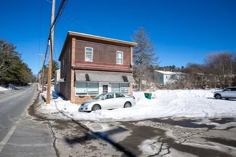 865 S Barre Rd, Barre, MA 01005