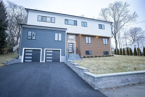 100 Woodbine Cir, Needham, MA 02494