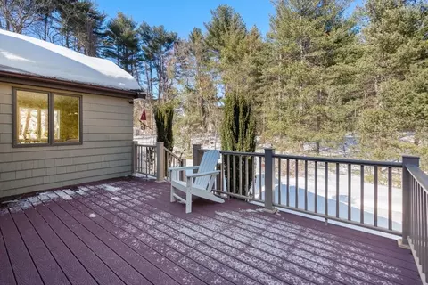 Exterior - 11 Wyncrest Cir, Andover, MA 01810 photo 4 of 5