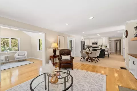 Living - 11 Wyncrest Cir, Andover, MA 01810 photo 6 of 6
