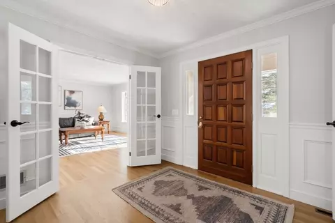 Entry Way - 11 Wyncrest Cir, Andover, MA 01810 photo 1 of 2