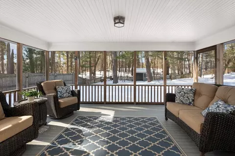 43 Ashley Pl, Reading, MA 01867 photo 14