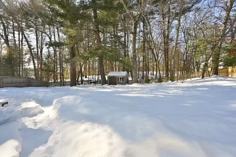 43 Ashley Pl, Reading, MA 01867 photo 34