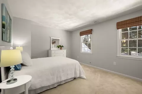 43 Ashley Pl, Reading, MA 01867 photo 29
