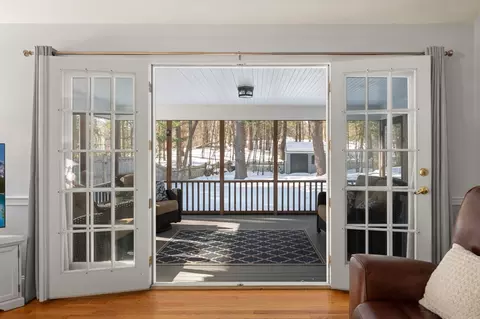43 Ashley Pl, Reading, MA 01867 photo 13