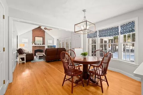 43 Ashley Pl, Reading, MA 01867 photo 10