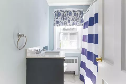 Bath - 48 Taylor, Needham, MA 02494 photo 4 of 5