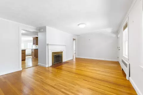 Living - 48 Taylor, Needham, MA 02494 photo 5 of 5