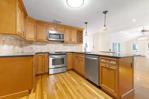 Kitchen - 48 Taylor, Needham, MA 02494 photo 2 of 4