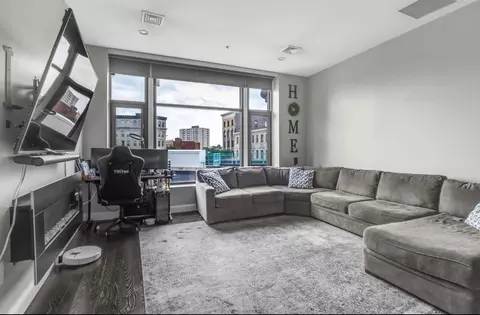 7 Central Sq #307, Lynn, MA 01902