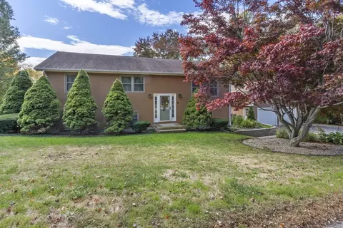 40 William Ave, Haverhill, MA 01835