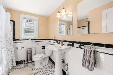 150 Laurel Dr, Needham, MA 02492 photo 12
