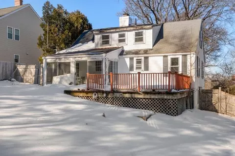 150 Laurel Dr, Needham, MA 02492