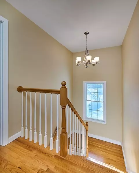6 Wilton Rd, Easthampton, MA 01027 photo 17