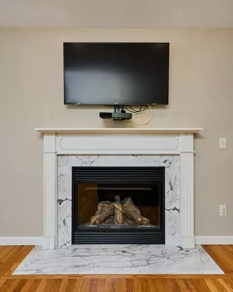 6 Wilton Rd, Easthampton, MA 01027 photo 7