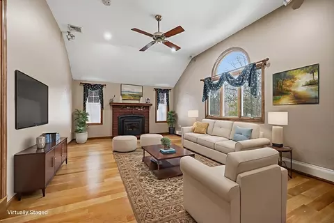 86 Hunter Rd, Uxbridge, MA 01569 photo 7
