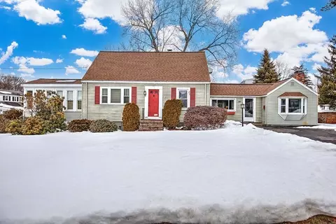 186 Carroll Ave, Westwood, MA 02090