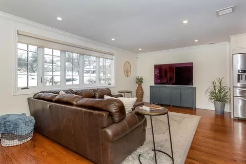 74 Cedarcrest Rd, Canton, MA 02021 photo 4